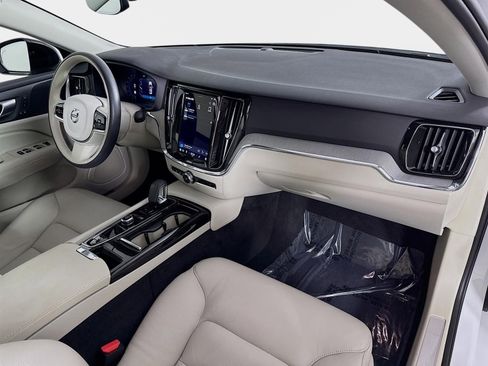 Used 2024 Volvo S60 T8 Plus w/ Climate Package image 31