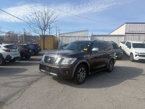 Used 2020 Nissan Armada SL w/ Premium Package image 3