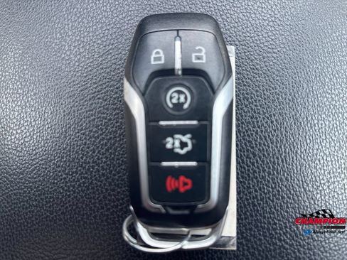 Used 2017 Ford Explorer Limited AWD/4WD image 24