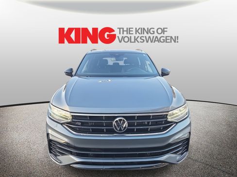 Certified 2023 Volkswagen Tiguan SE R-Line image 8
