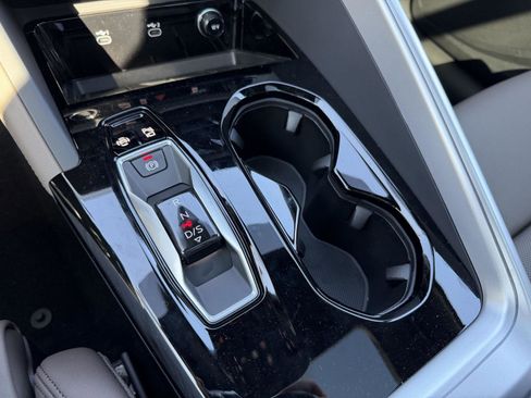 Used 2025 Audi Q5 Premium Plus image 18