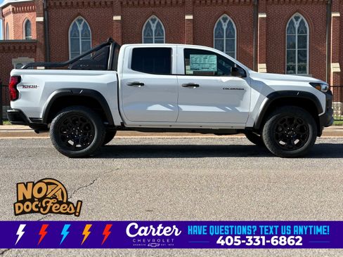 New 2026 Chevrolet Colorado Trail Boss w/ Midnight Edition AWD/4WD image 3