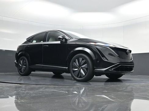 Used 2023 Nissan Ariya FWD image 37