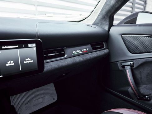 Used 2023 Maserati MC20 Coupe image 69