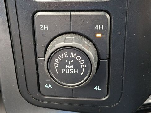 Used 2023 Ford F150 Lariat w/ Equipment Group 502A High image 28