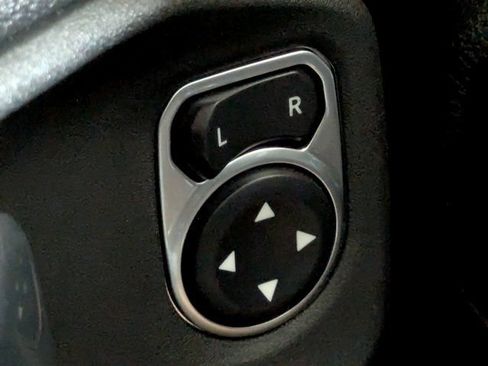 Used 2021 Jeep Gladiator Sport AWD/4WD image 24
