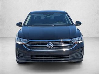 Used 2022 Volkswagen Jetta SE FWD video 2