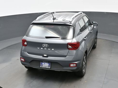 Certified 2025 Hyundai Venue Limited image 37