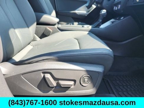 Used 2020 Audi Q3 2.0T Premium Plus AWD/4WD image 3