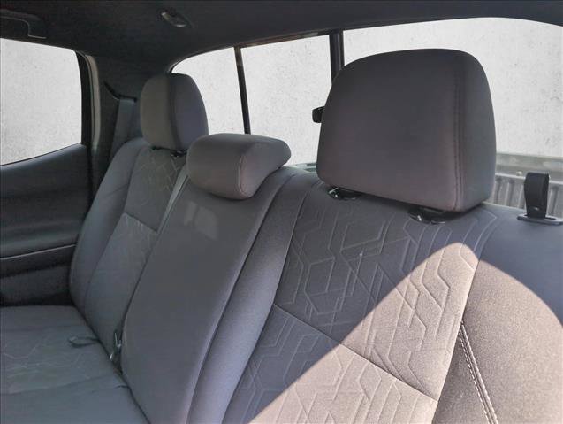 Used 2016 Toyota Tacoma TRD Sport w/ Towing Package AWD/4WD image 22