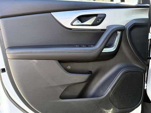 Used 2021 Chevrolet Blazer L image 15