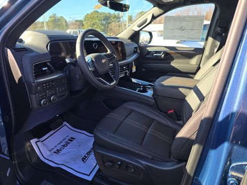 New 2026 Chevrolet Tahoe High Country w/ Sun And Tow Package image 14