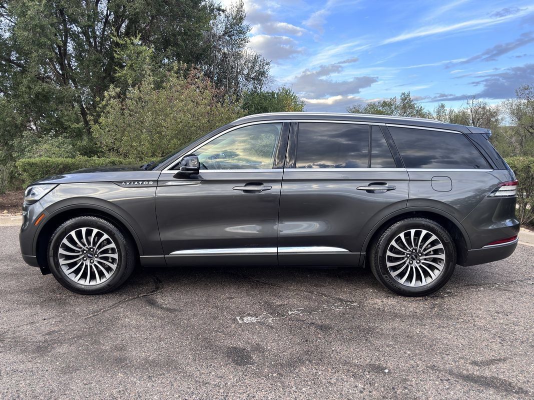 Used 2020 Lincoln Aviator Reserve RWD image 8