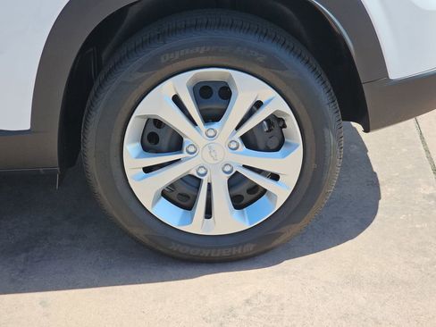 New 2026 Chevrolet Trax LS FWD image 36