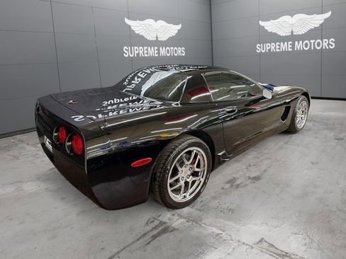 Used 2002 Chevrolet Corvette Z06 w/ Memory Pkg image 6