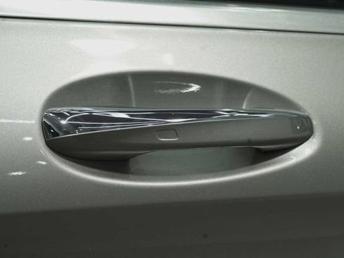 Used 2019 Mercedes-Benz GLC 300 image 10