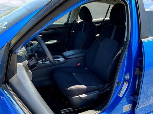 Used 2024 Nissan Sentra SV FWD image 23