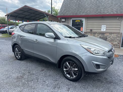 Used 2015 Hyundai Tucson GLS w/ Option Group 02 AWD/4WD image 4