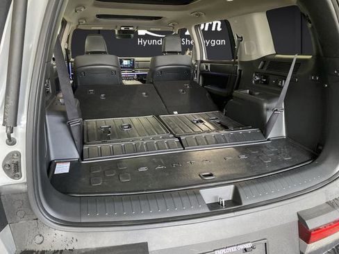 Used 2025 Hyundai Santa Fe Limited image 19