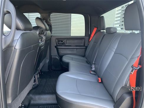 Used 2022 RAM 3500 4x4 Crew Cab DRW image 31