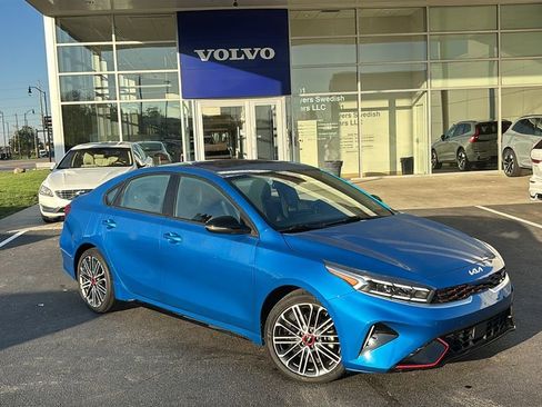 Used 2023 Kia Forte GT w/ GT2 Package FWD image 2