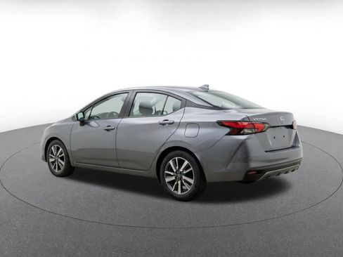 Used 2025 Nissan Versa SV FWD image 7