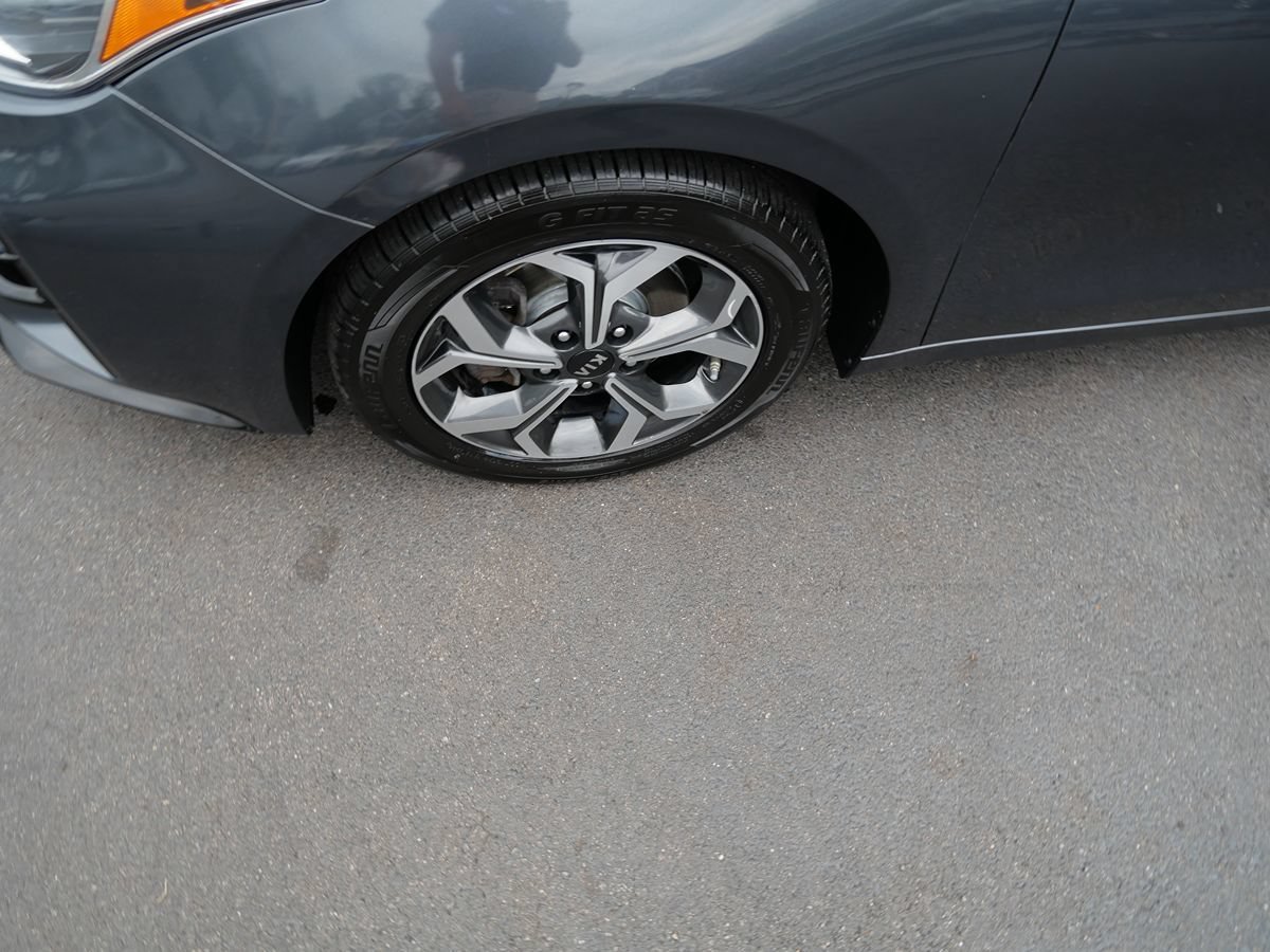 Used 2021 Kia Forte LXS FWD image 32