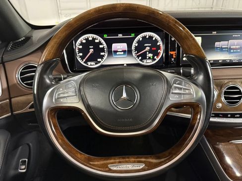 Used 2015 Mercedes-Benz S 550 4MATIC Sedan w/ Sport Package image 32