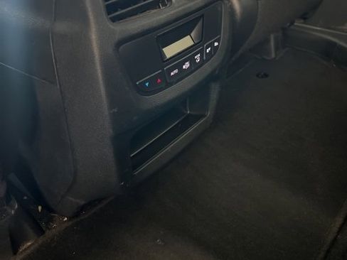 Used 2022 Honda Pilot Sport image 24