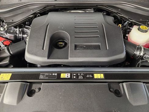 New 2026 Land Rover Range Rover SE AWD/4WD image 31