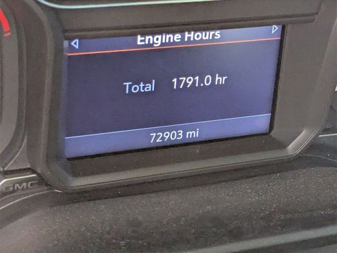 Used 2022 GMC Sierra 1500 SLE image 9