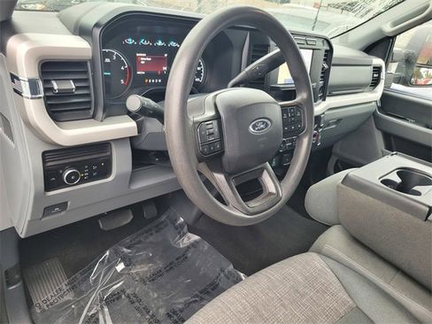 Used 2024 Ford F250 XLT image 12
