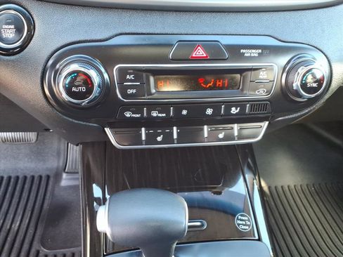 Used 2020 Kia Sorento EX image 20