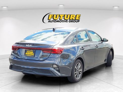Used 2023 Kia Forte LXS image 7