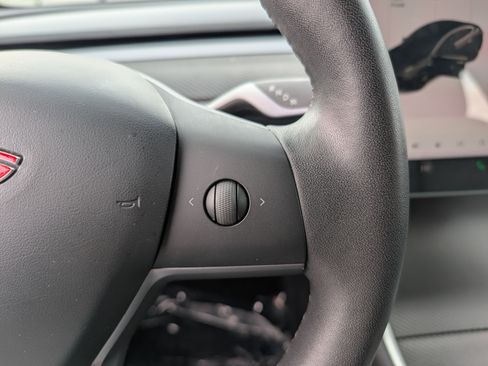 Used 2020 Tesla Model 3 Long Range image 21