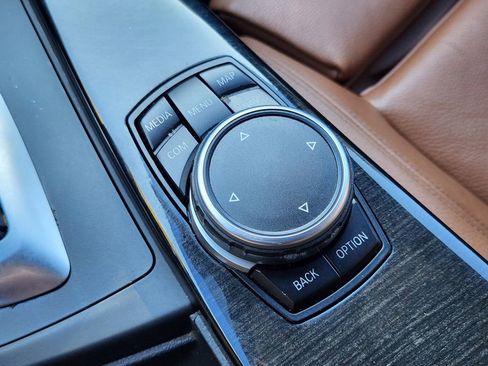 Used 2017 BMW 330i xDrive Sedan image 21