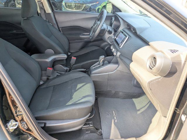 Used 2024 Nissan Kicks S FWD image 26