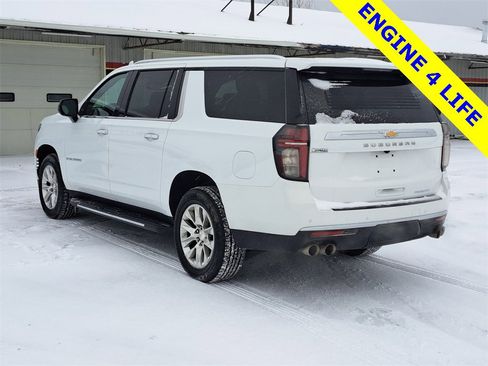 Used 2024 Chevrolet Suburban Premier image 4