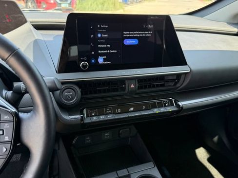 Used 2026 Toyota Prius FWD image 15
