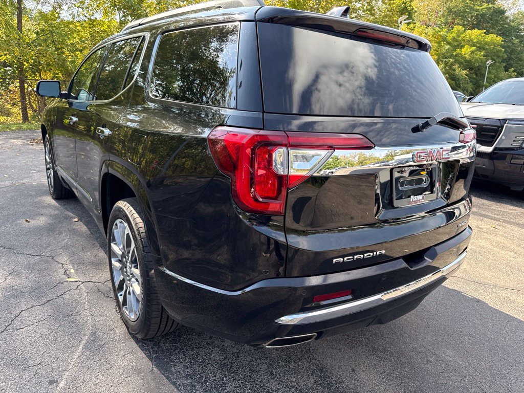 Used 2023 GMC Acadia Denali w/ Denali Ultimate Package AWD/4WD image 7