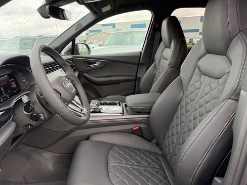 New 2026 Audi SQ7 Premium Plus image 14