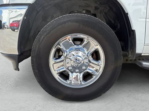Used 2024 RAM 2500 Tradesman w/ Chrome Appearance Group AWD/4WD image 23