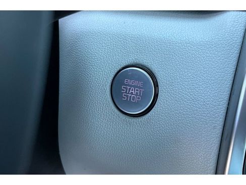 Used 2022 Kia Sorento EX w/ Panoramic Sunroof Package image 37