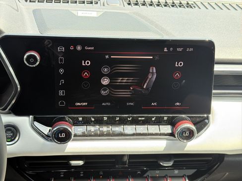 New 2026 GMC Canyon AT4X AWD/4WD image 21