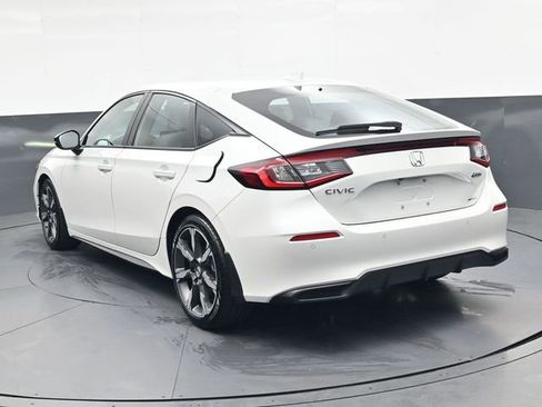 Used 2025 Honda Civic Sport Touring image 5