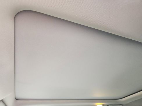 Used 2017 Nissan Rogue SL w/ SL Premium Package image 24