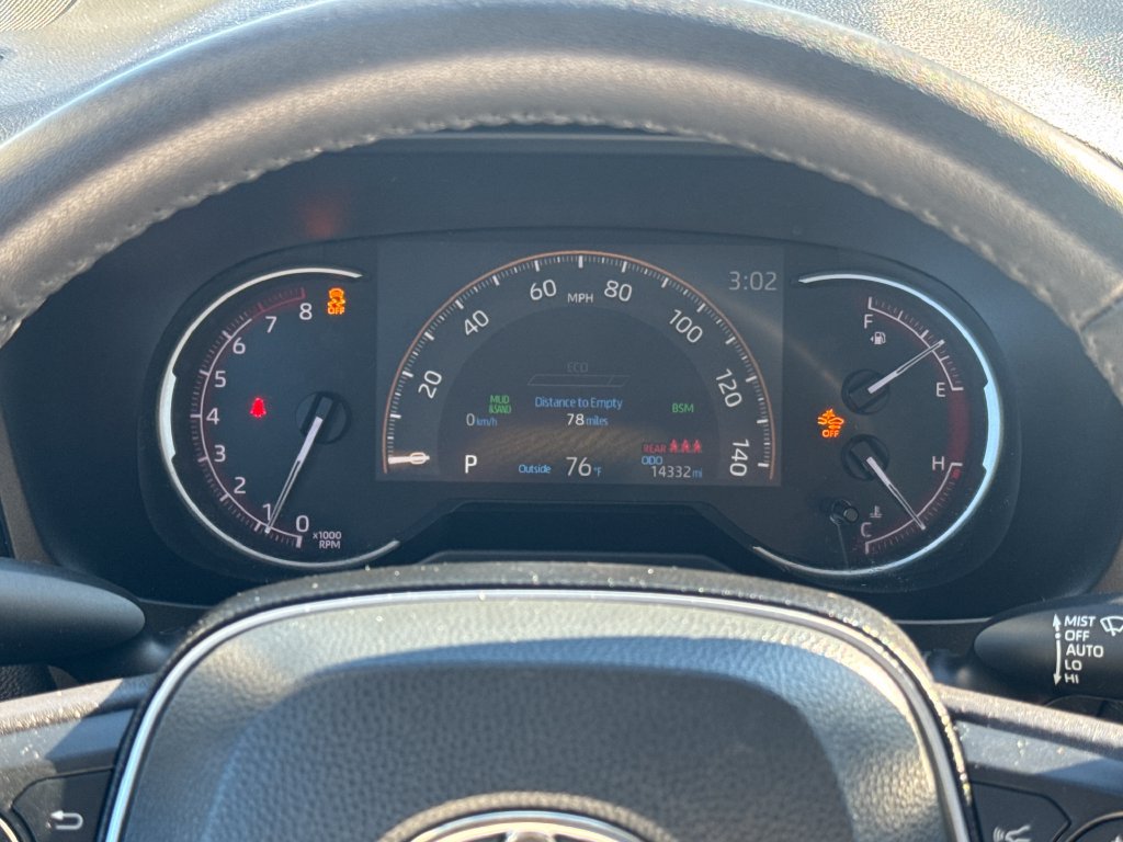 Used 2024 Toyota RAV4 XLE w/ Convenience Package AWD/4WD image 18