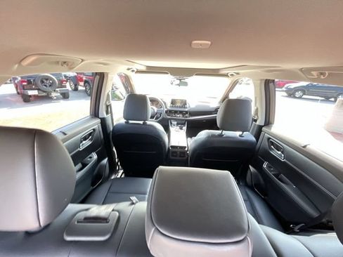 Used 2022 Nissan Rogue SV w/ SV Premium Package AWD/4WD image 33