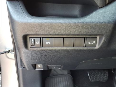 Used 2019 Toyota RAV4 XSE w/ Carpet Mat Package AWD/4WD image 21