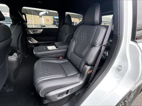 New 2026 INFINITI QX80 Autograph AWD/4WD image 12
